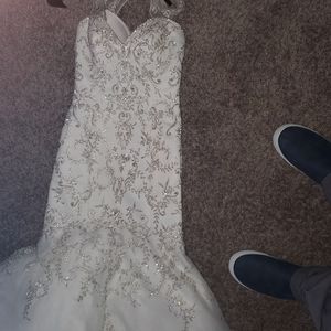 Wedding dress